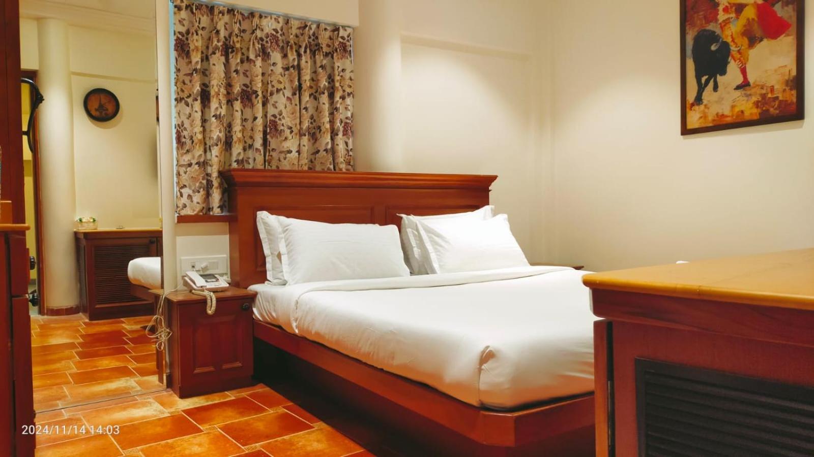 Corporate Apartment, Santacruz, Near Bkc Apartament
