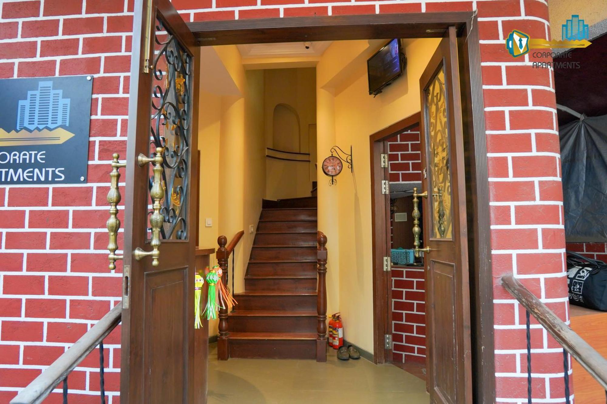 Corporate Apartment, Santacruz, Near Bkc Apartament
